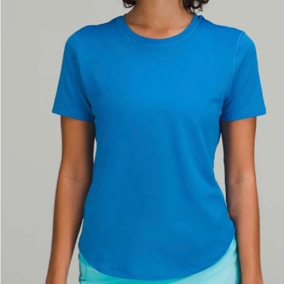 Lululemon high neck run and train tee BNWT - Picture 3 of 7